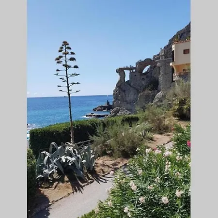 Wind Rose House - By The With Ac & Private Parking Apartment *