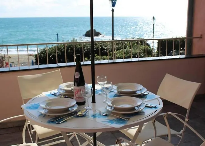 Appartement Wind Rose House - By The With Ac & Private Parking Monterosso al Mare
