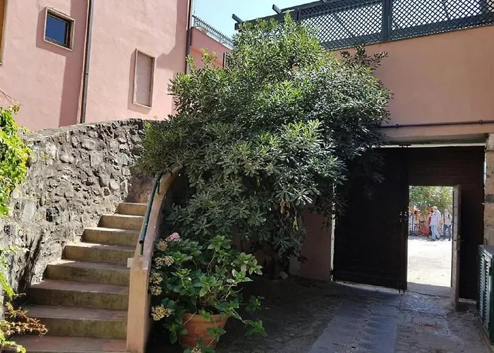 Wind Rose House - By The With Ac & Private Parking Appartement Monterosso al Mare