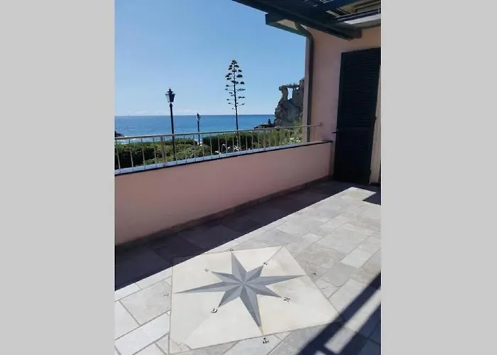 Wind Rose House - By The With Ac & Private Parking Monterosso al Mare