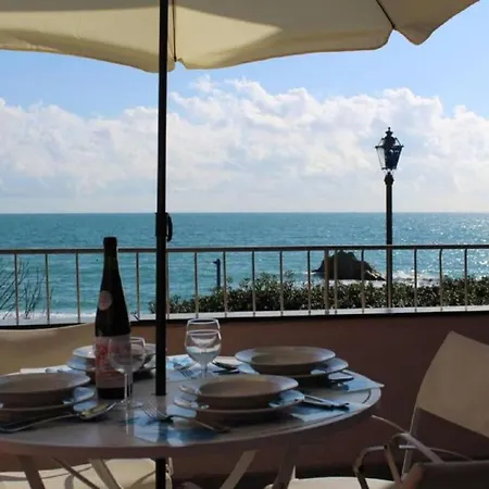 Apartamento Wind Rose House - By The With Ac & Private Parking