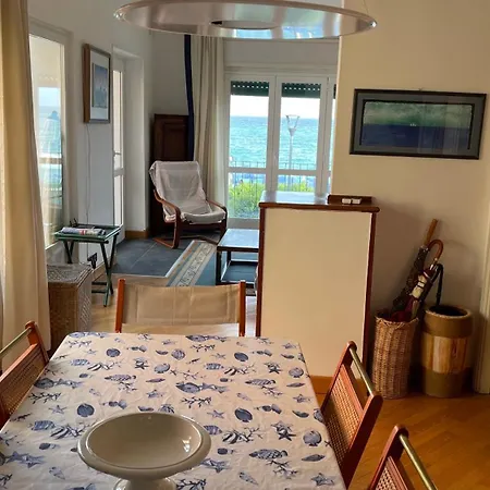Wind Rose House - By The Beach With Ac Parking Apartman Monterosso al Mare