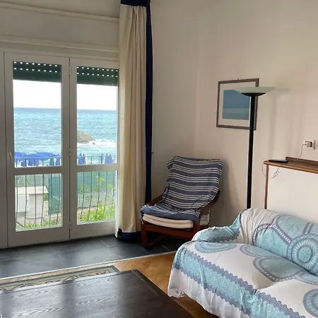 Wind Rose House - By The Beach With Ac Parking Apartman *