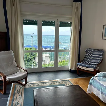 Wind Rose House - By The Beach With Ac Parking Apartman *