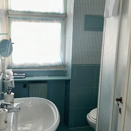 Wind Rose House - By The Beach With Ac Parking Apartman