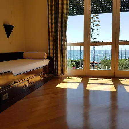 Apartman Wind Rose House - By The Beach With Ac Parking